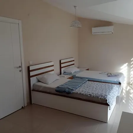 Belek'te Ortak Havuzlu, 8 Kisilik Dubleks- Awz154 * Serik