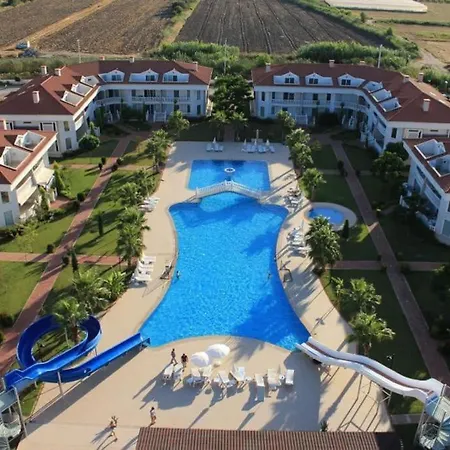 Apartment Belek'te Ortak Havuzlu, 8 Kisilik Dubleks- Awz154 *